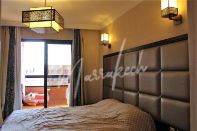 Magnifique appartement au dernier étage à la palmeraie