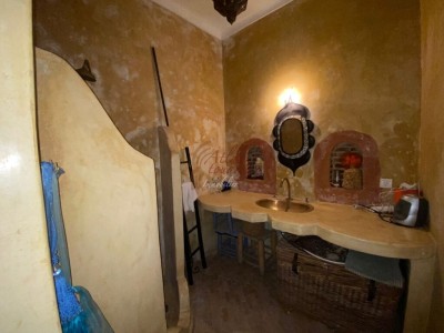 VENTE RIAD DE 4 CHAMBRES À DERB DABACHI MARRAKECH MÉDINA